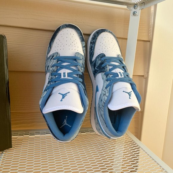 Nike Jordan 1 Low Acid Wash - Picture 7 of 9